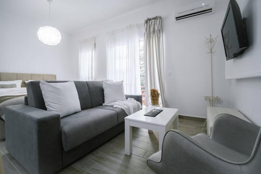 Luxury Central Studio Xanthi Esterno foto